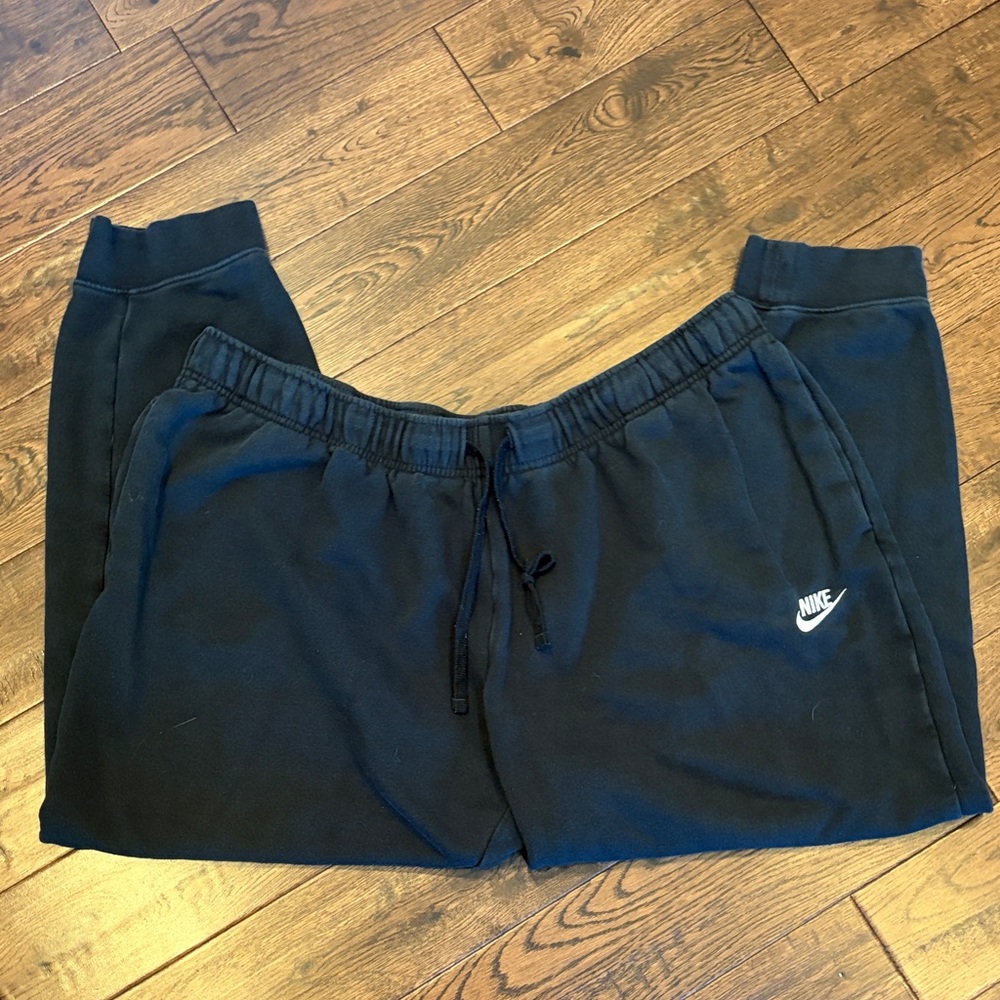 Nike Women’s Black Jogger Sweatpants with White Swoosh Mid-Rise Joggers